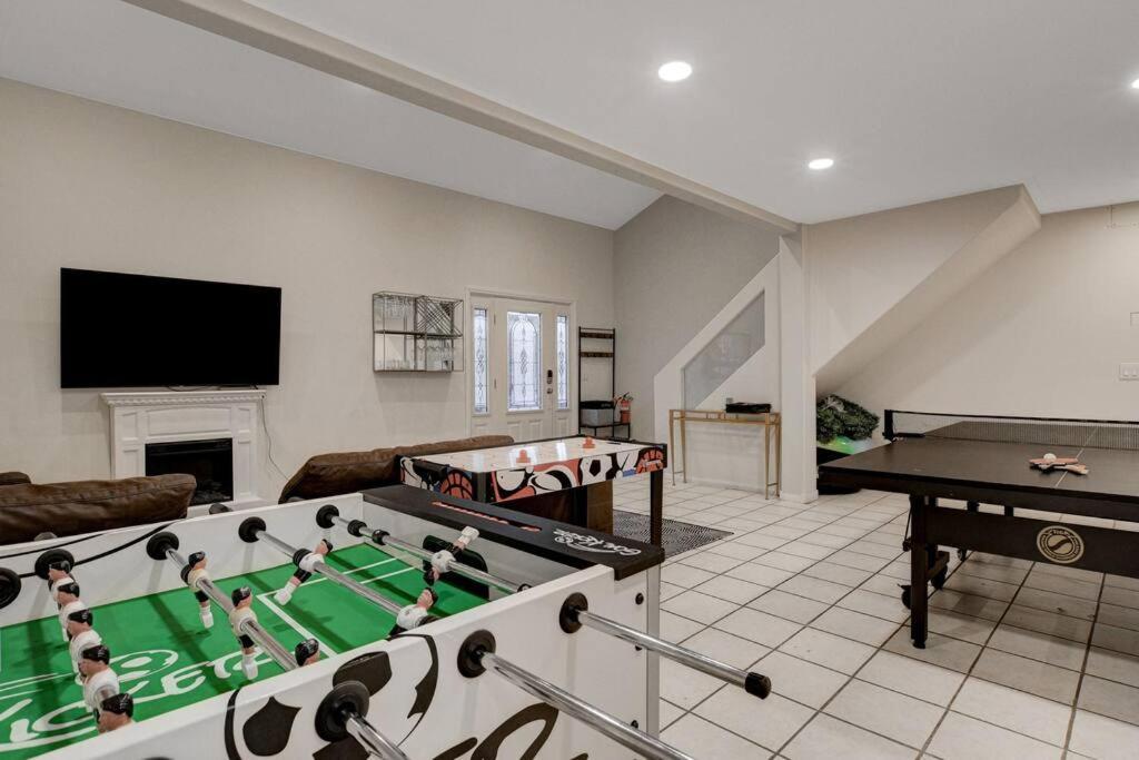 הוילה לאס וגאס Beautiful 5Br W/King Beds, Pool & Hot Tub, Games מראה חיצוני תמונה